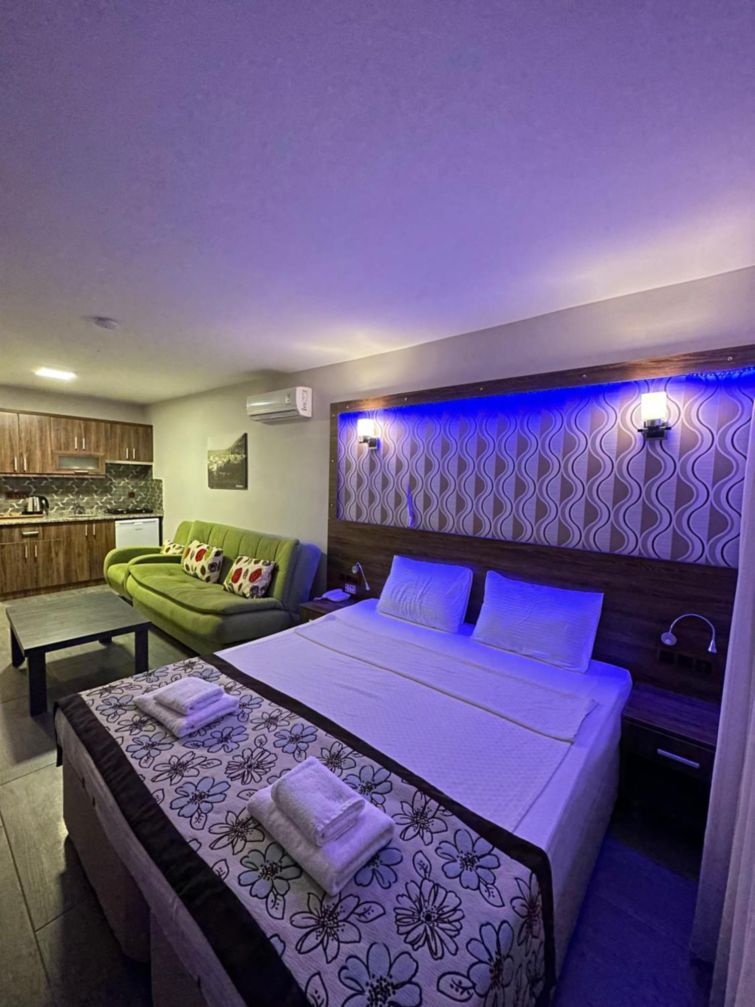 Dolphin Apart Hotel Sarigerme Kültér fotó