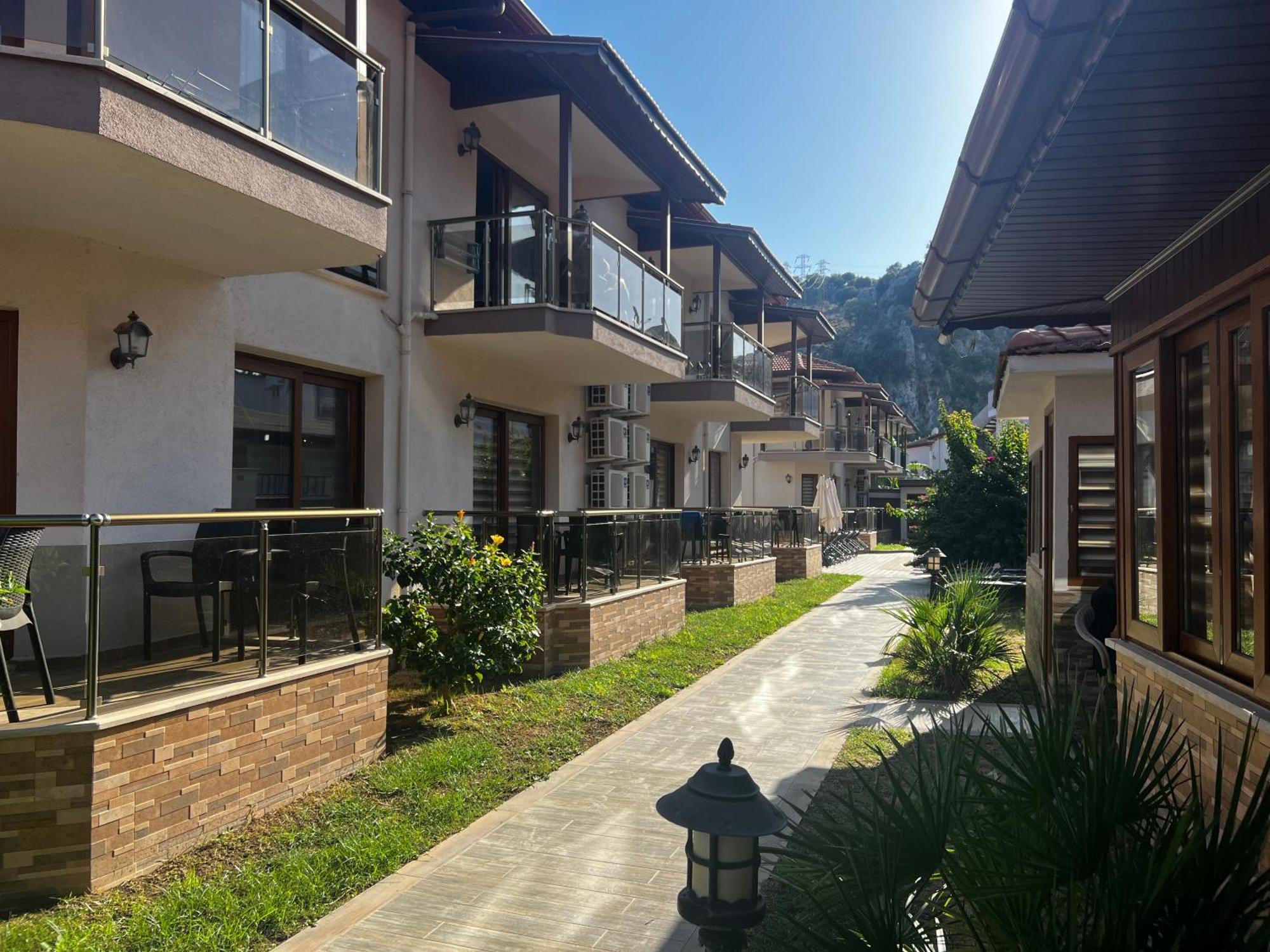 Dolphin Apart Hotel Sarigerme Kültér fotó